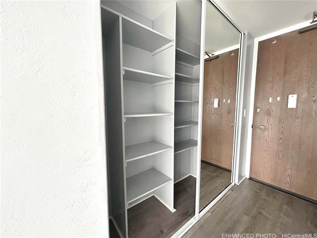 Foto del edificio - 98-500-500 Koauka Loop