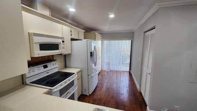 Foto del edificio - 360 Canal Point S