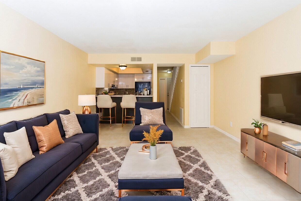 Foto principal - 1024 Jack Calhoun Dr