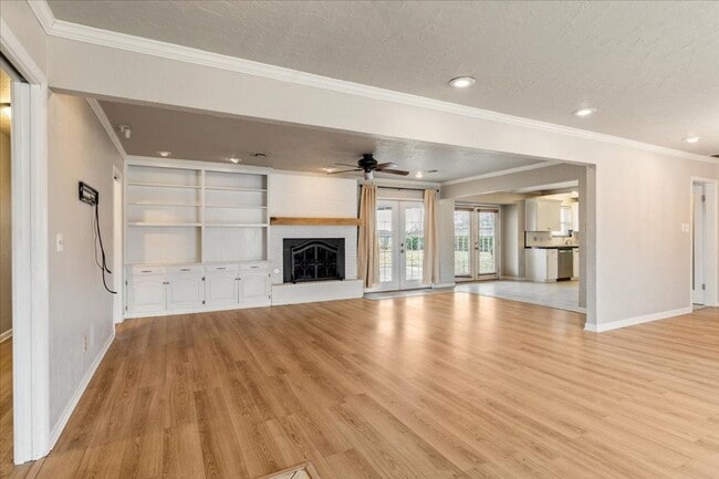 Building Photo - 7522 NW Stonegate Dr