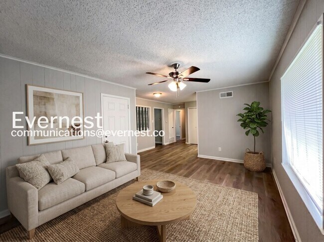 Foto del edificio - 5099 Corkwood Dr