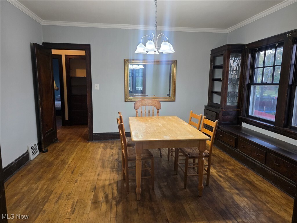 17515 Libby Rd Maple Heights, OH 44137 – photo 4