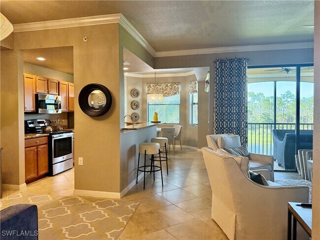 Building Photo - 9735 Acqua Ct