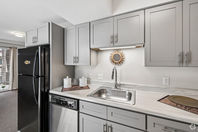 1 dormitorio, 1 baño - 536 pies cuadrados - Cocina - Hillside Senior Apartment Homes
