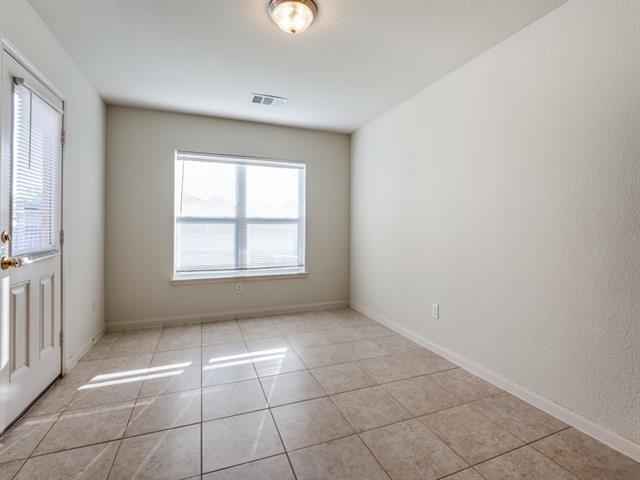 Building Photo - 219 Magnolia Dr