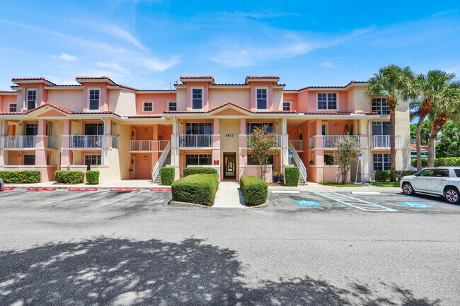 Foto del edificio - 4812 S Central Blvd