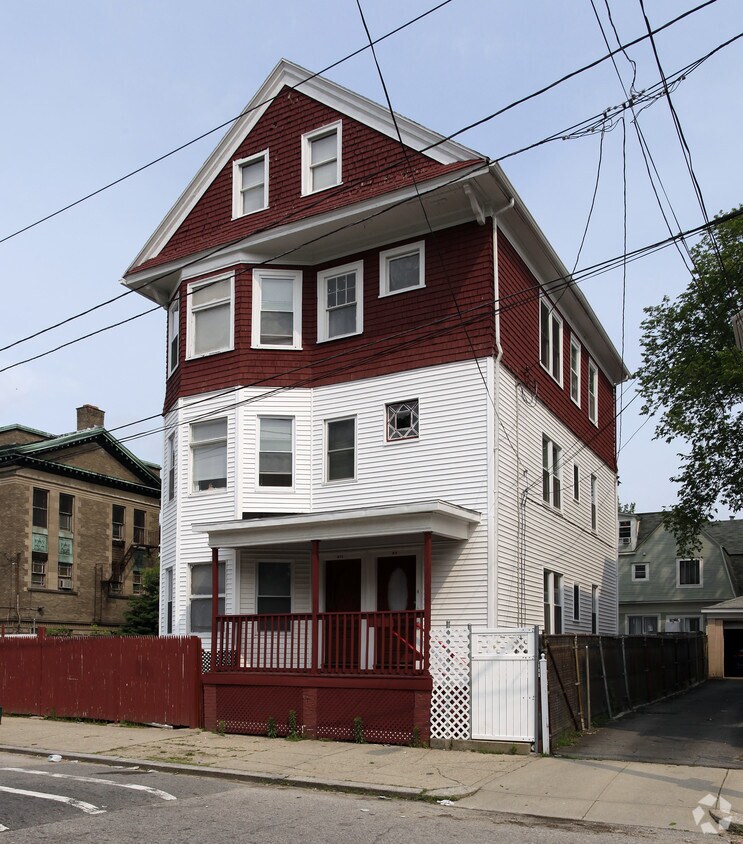 Building Photo - 91-91½ Glenham St