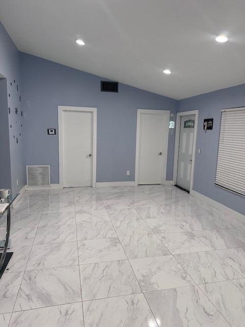 Building Photo - 7758 Blairwood Cir N