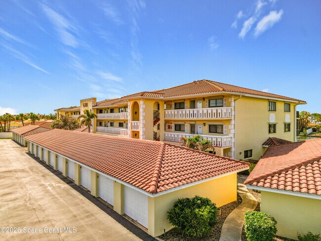 Foto del edificio - 300 S Banana River Blvd