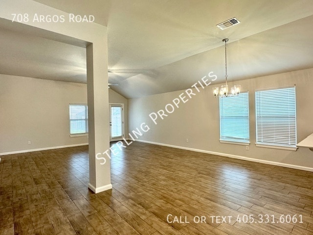 Building Photo - 708 Argos Rd
