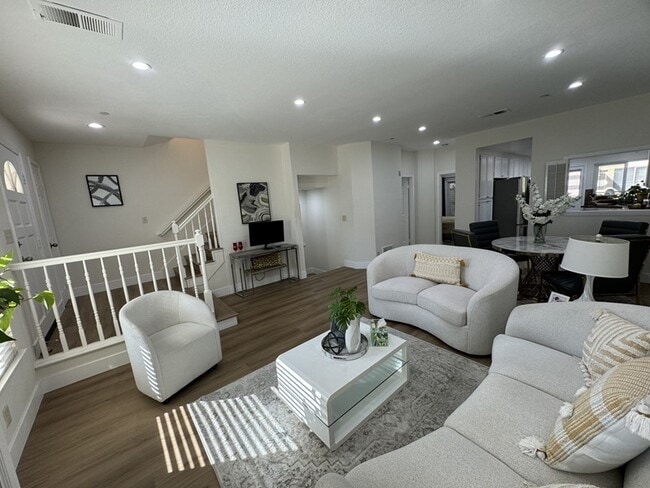 Foto del edificio - Updated and Ready to Move-In