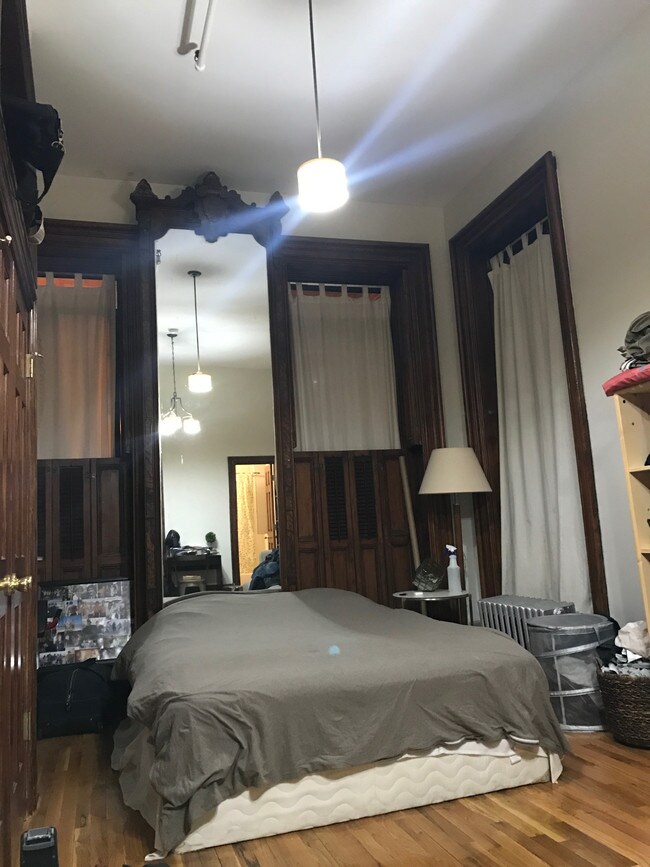 Foto del edificio - 469 Clinton Ave
