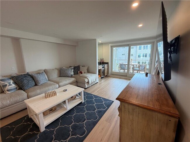 Building Photo - 31 Coddington Wharf