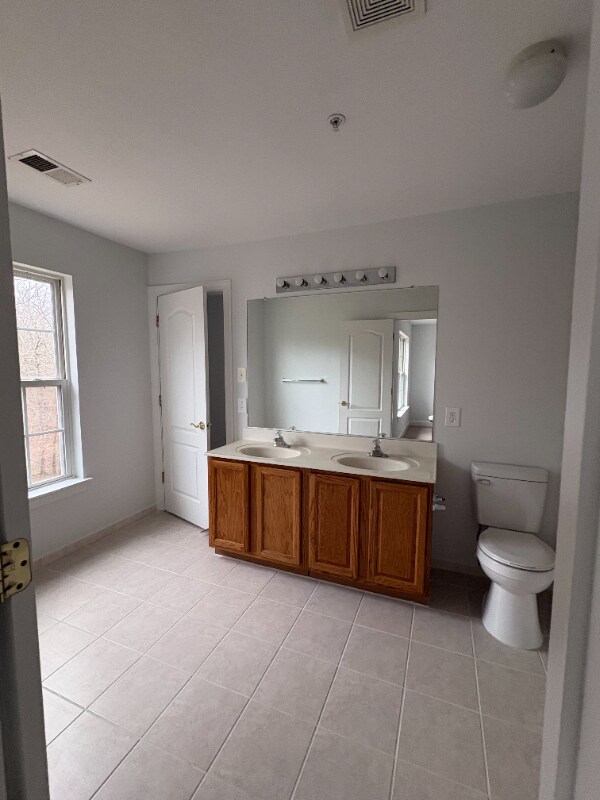 Building Photo - 13804 Chestnut Oak Ln