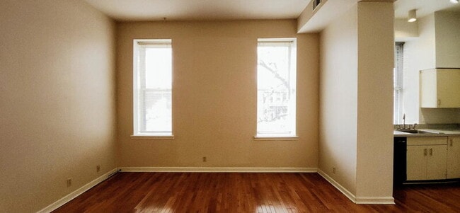 Foto del edificio - 2419 S 10th St