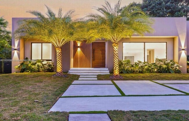 Foto del edificio - 223 S Shore Dr