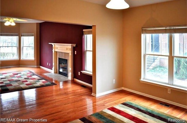 Building Photo - 25600 Portico Ln