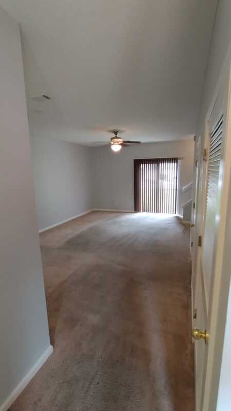 Foto del edificio - 7873 Playpen Ct