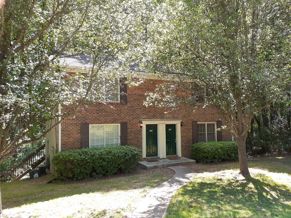678 Telfair Ct, Suwanee, GA 30024 Townhome Rentals in Suwanee GA