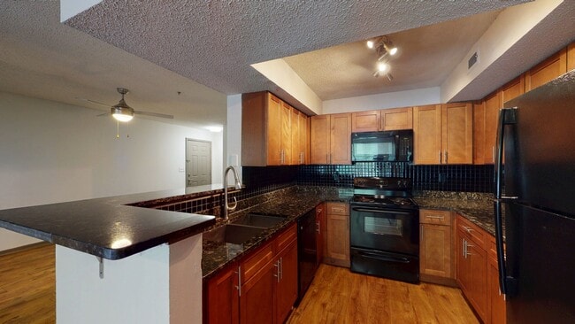 Open concept kitchen - Classic Floorplan - 1250 West Apartments