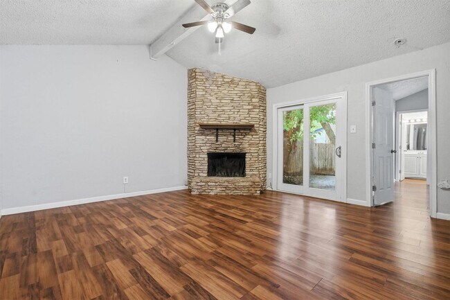 Photo - 6305 Emerald Forest Drive Unit B Apartment