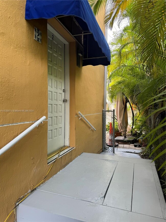 Building Photo - 8200 Harding Ave
