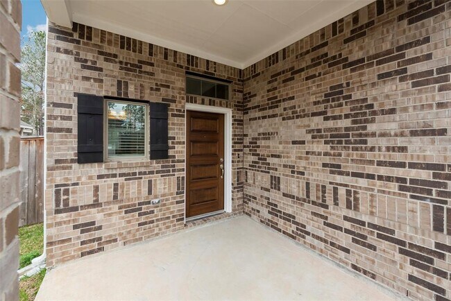 Foto del edificio - 212 Crest Edge St