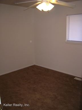 Building Photo - 1075 Brinkby Ave