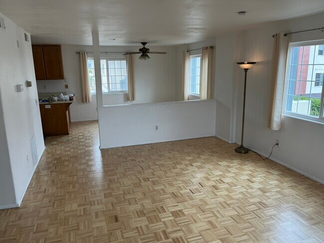 Building Photo - 1263 Donax Ave