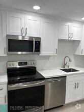 Building Photo - 8411 Lagos De Campo Blvd