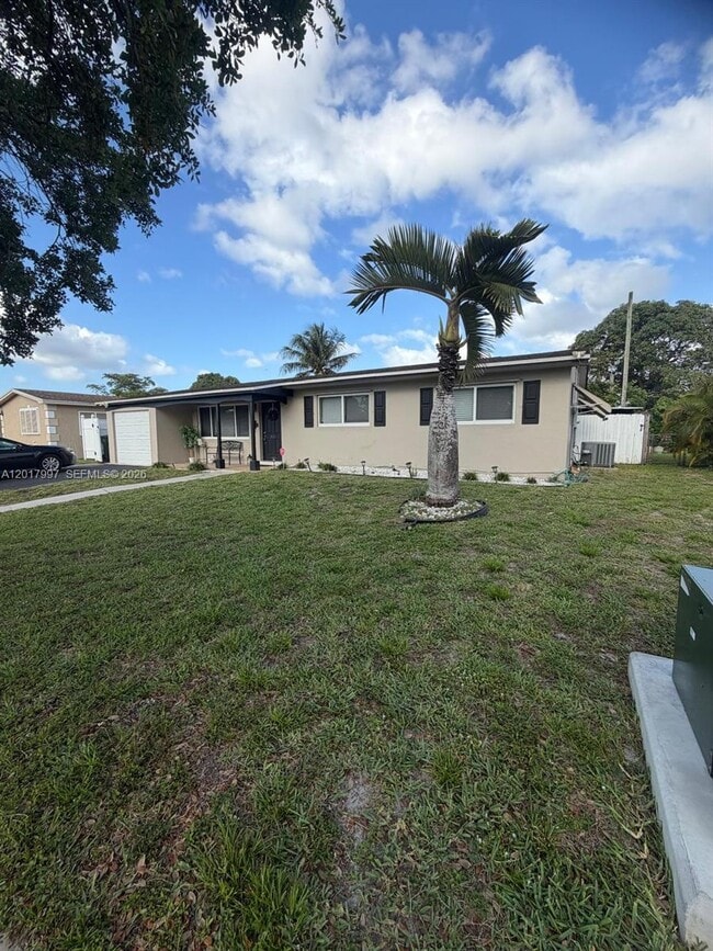 Building Photo - 621 SW 71st Terrace