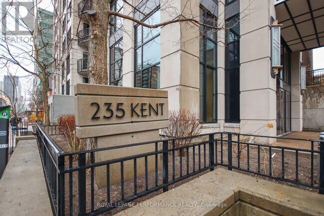 Building Photo - 235-1235 Kent St