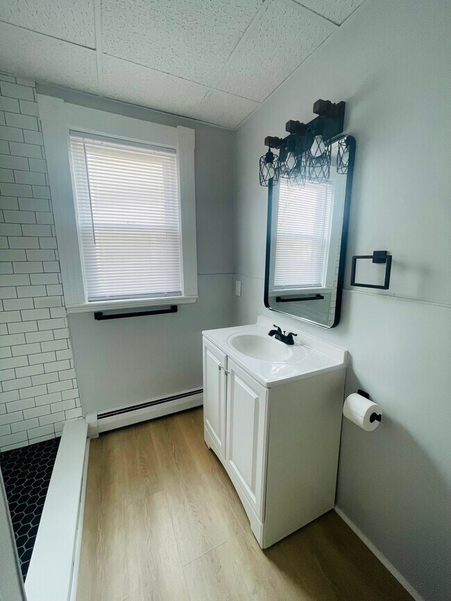 Foto del edificio - 81 Richards Ave