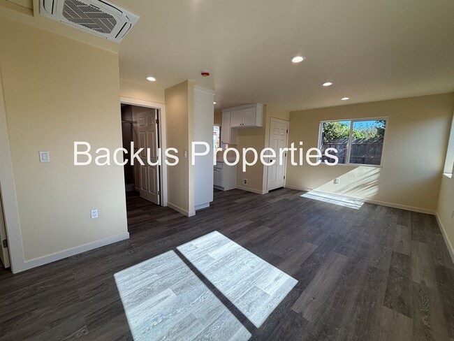 Building Photo - Brand New ADU in South Salinas