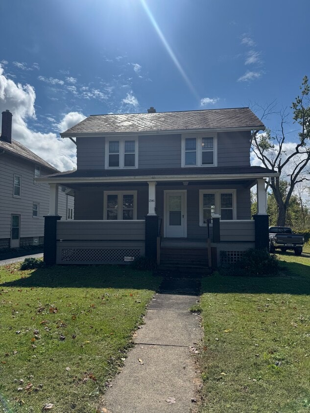 Primary Photo - 1341 Parkman Rd NW