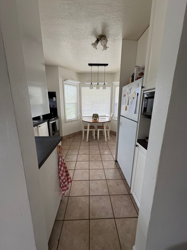 Kitchen - 2962 S Adams St