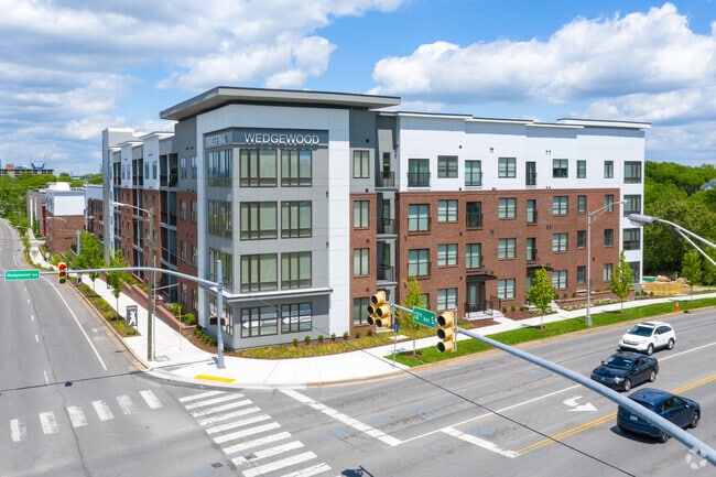 12th & Wedgewood - 12th & Wedgewood Apartments