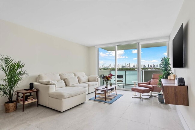 Photo - 1200 West Ave Apartment