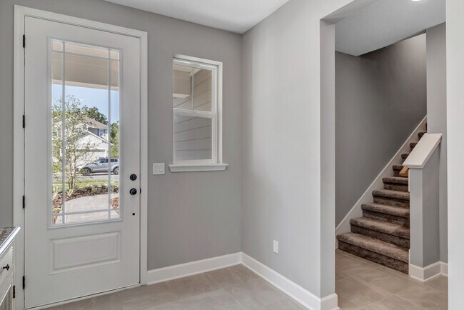 Foto del edificio - 357 Settlers Landing Dr