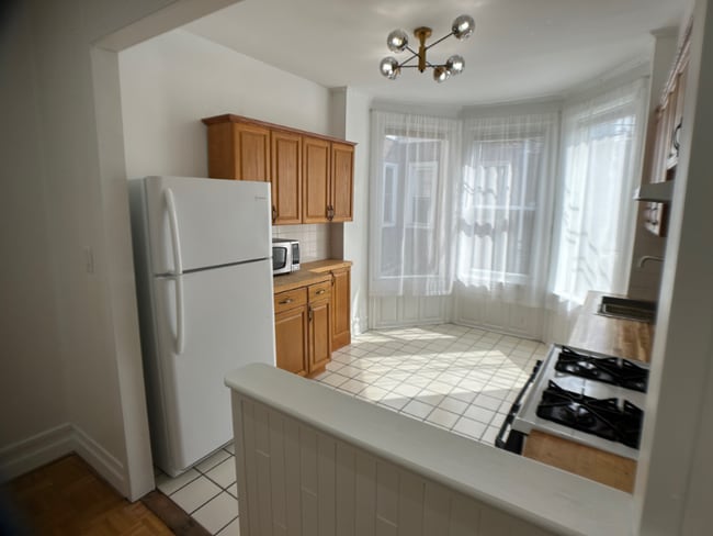 Building Photo - 855 N 23rd St