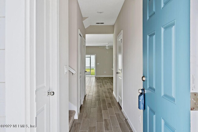 Foto del edificio - 12783 Josslyn Ln