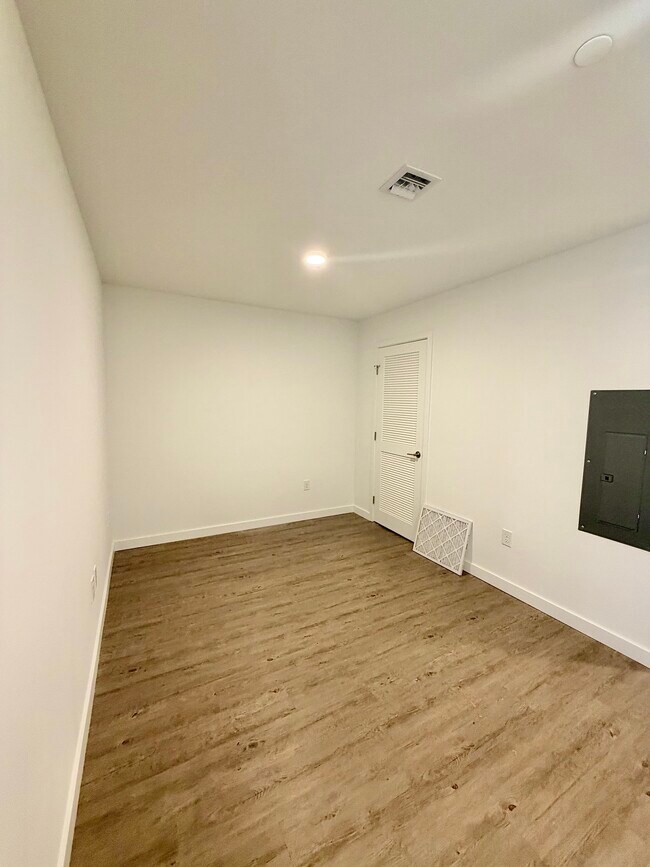 Foto del edificio - 2000 N Bayshore Dr