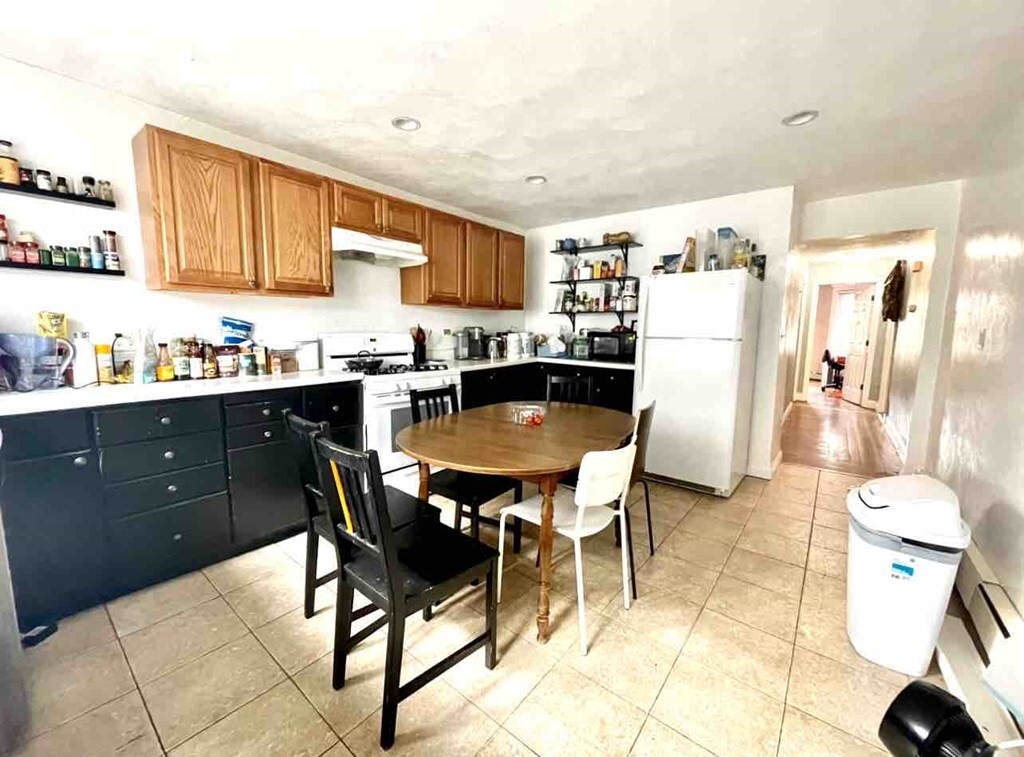 Primary Photo - 32 Dearborn Rd