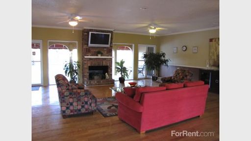 Building Photo - 5544 Terrace Ct