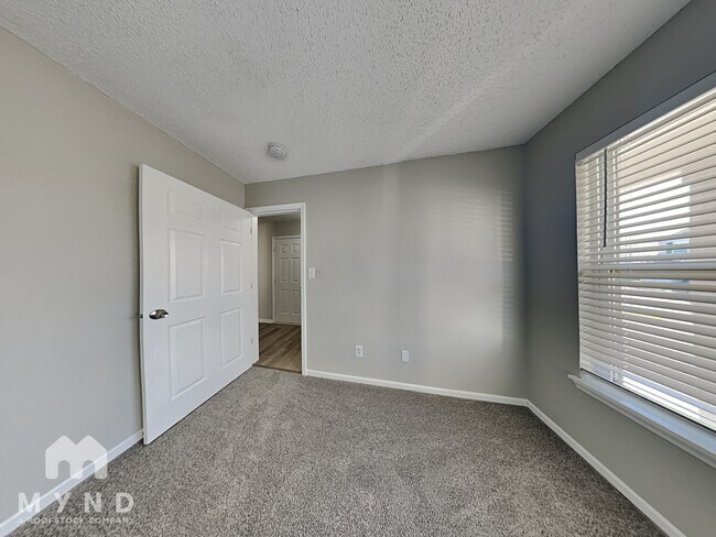 Foto del edificio - 1315 Osprey Way