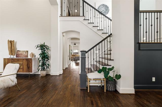 Building Photo - 4101 Chimney Rock Dr