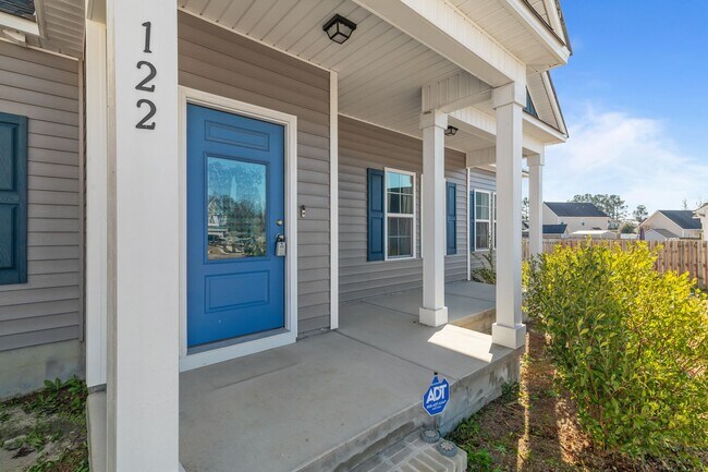 Foto del edificio - 3 bedroom 2 bathroom with a bonus room