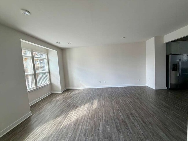 Foto del edificio - 216 Russell Br Ln