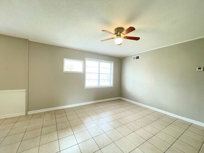 Building Photo - Adorable renovated home in Southaven