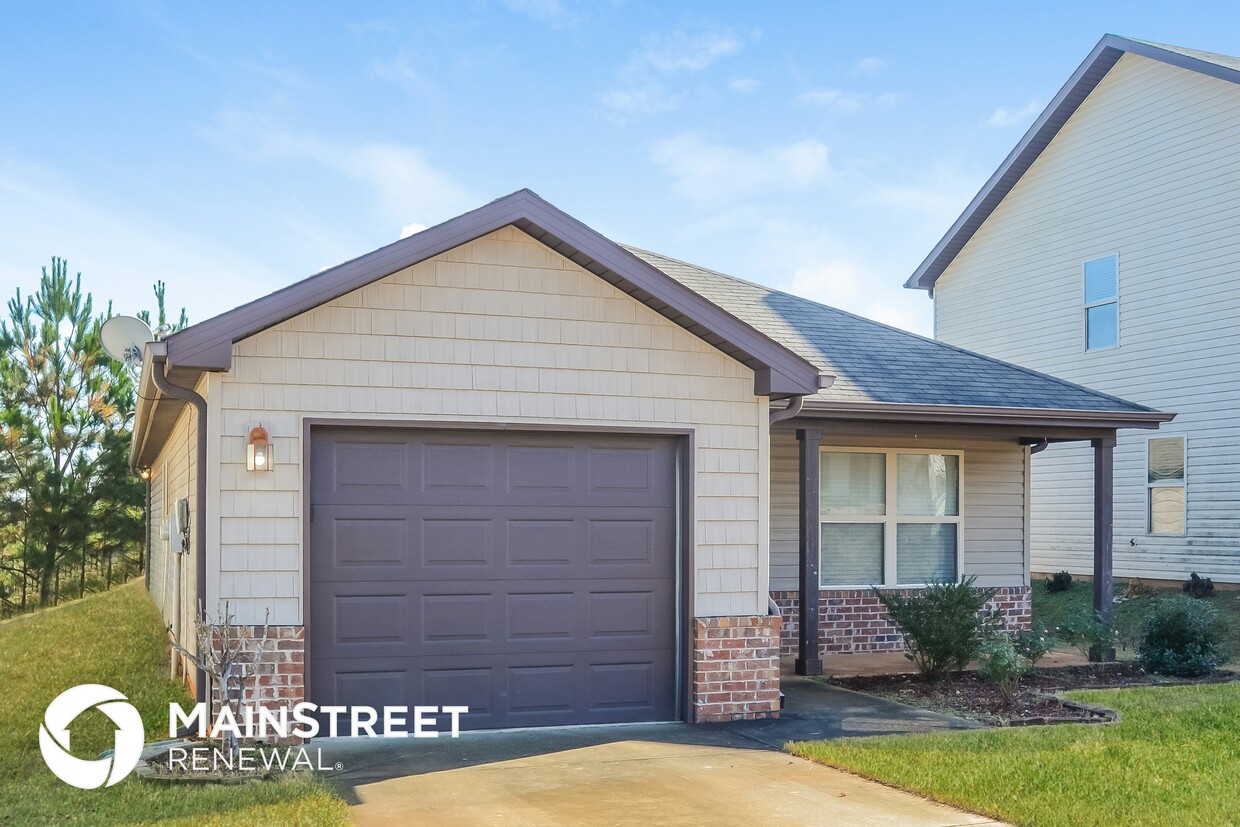 Foto principal - 155 Briar Ridge Ln